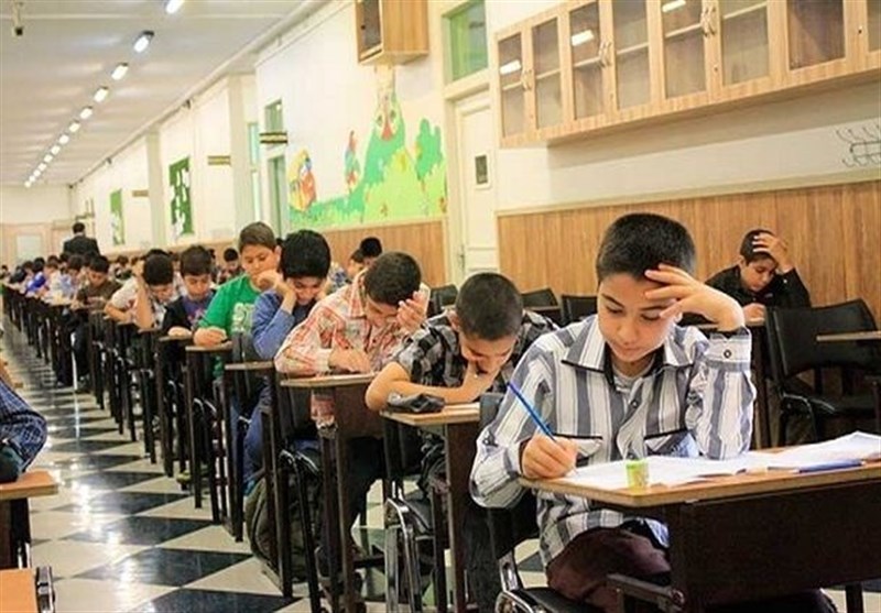 فرهادی:  لغو همه آزمون‌های آموزش و پرورش تا اطلاع بعدی