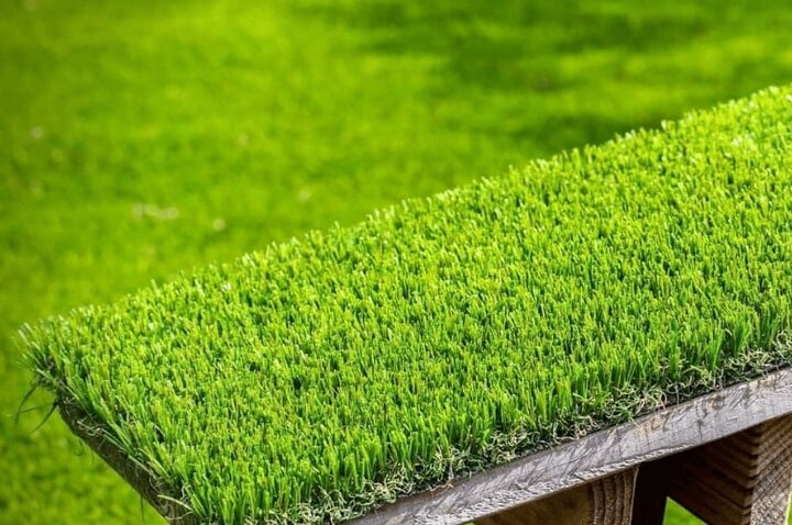 نصب چمن هیبریدی در ورزشگاه یادگار امام تبریز؛ گامی نو در مسیر حرفه‌ای‌سازی فوتبال ایران
