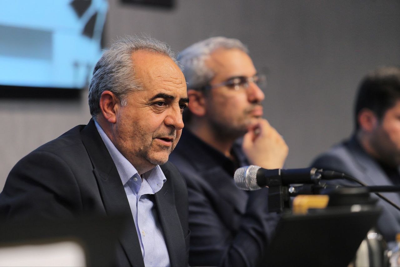 مطالبه استاندار آذربایجان‌شرقی؛ انتقال حساب‌های مس سونگون و فولاد آذربایجان به داخل استان