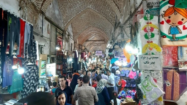 روسفیدی بازاریان تبریز در بزنگاه بصیرت افزایی