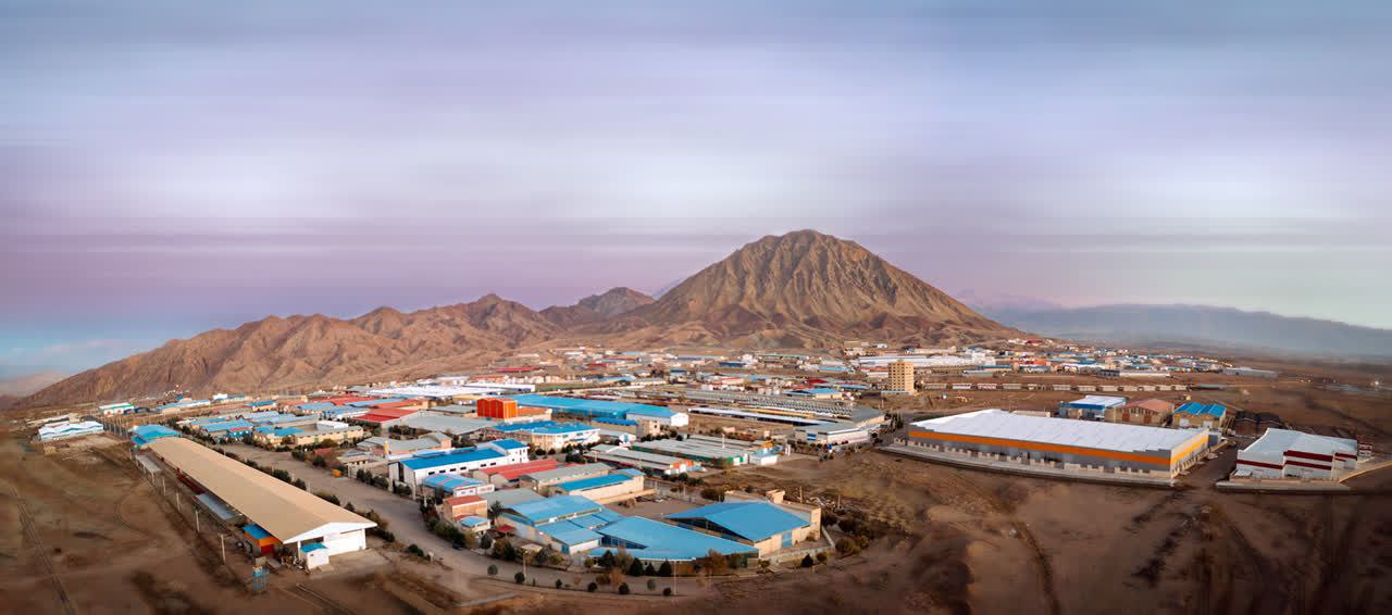 ارس، رتبه نخست اقتصاد دانشبنیان در میان مناطق آزاد کشور