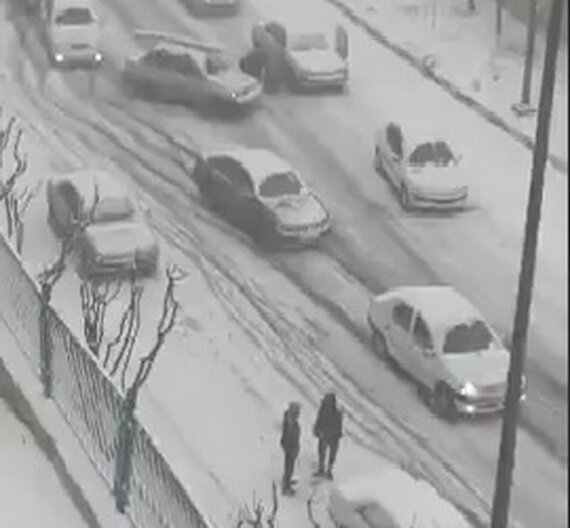 توصیههای پلیس راهور آذربایجان شرقی برای رانندگی ایمن در شرایط بارانی و برفی