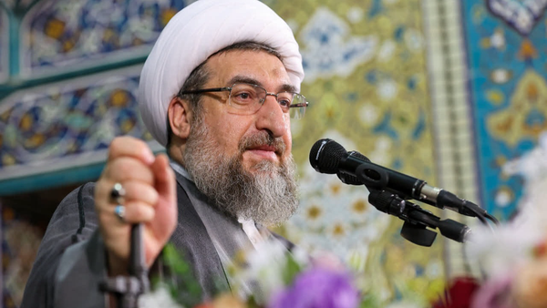 امام جمعه تبریز: مدیران تنبل و کارنابلد کنار بروند امام جمعه تبریز: مدیران تنبل و کارنابلد کنار بروند