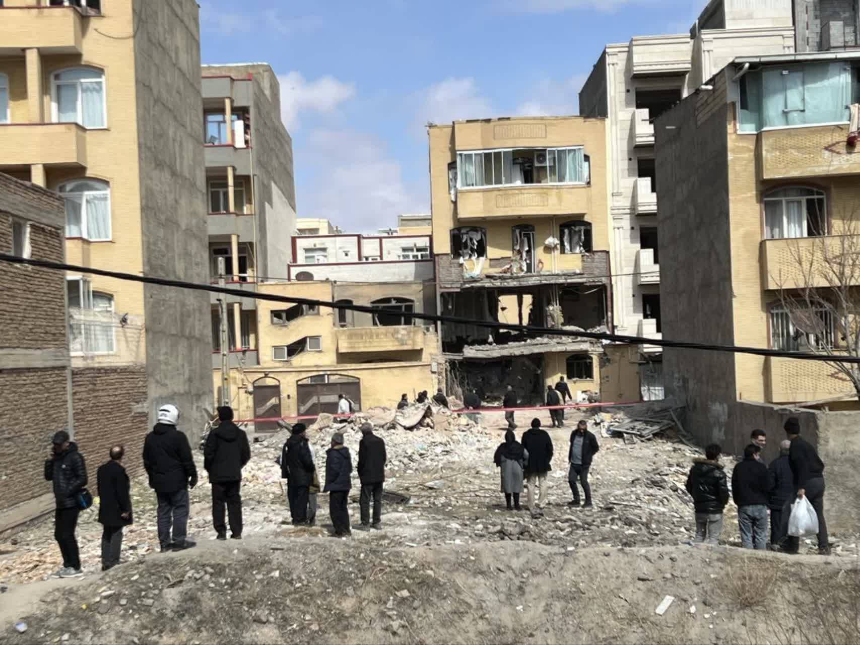 حمله به یک ساختمان مسکونی در منطقه زعفرانیه تبریز؛ ۳ شهید و چند زخمی