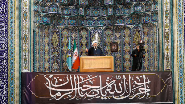 امام جمعه تبریز: همه برای ایجاد نشاط و امید در جامعه تلاش کنند