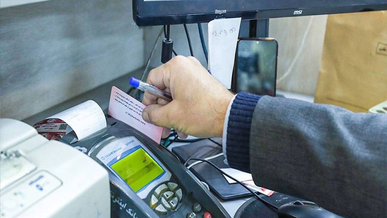 جزئیات افزایش سقف انتقال وجه و خرید با کارت بانکی در سال ۱۴۰۵
