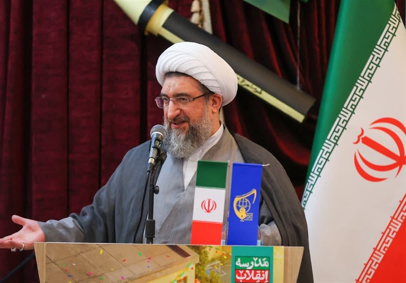 شهادت رهبر انقلاب گفتمان مقاومت را جهانی‌تر ساخت
