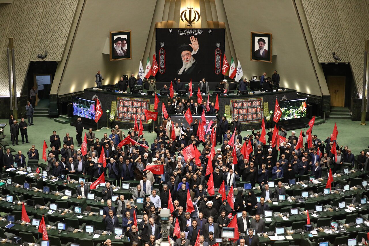 نشست علنی مجلس شورای اسلامی برگزار شد