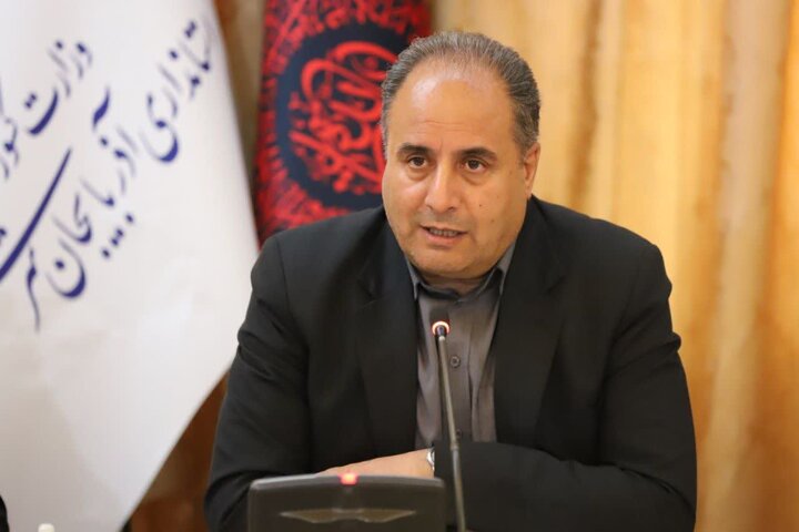 مدیرکل آموزش و پرورش آذربایجان شرقی: رهبر شهید عزت و اقتدار را به ملت ایران هدیه داد