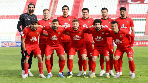 ستاره‌های تراکتور ماندنی شدند