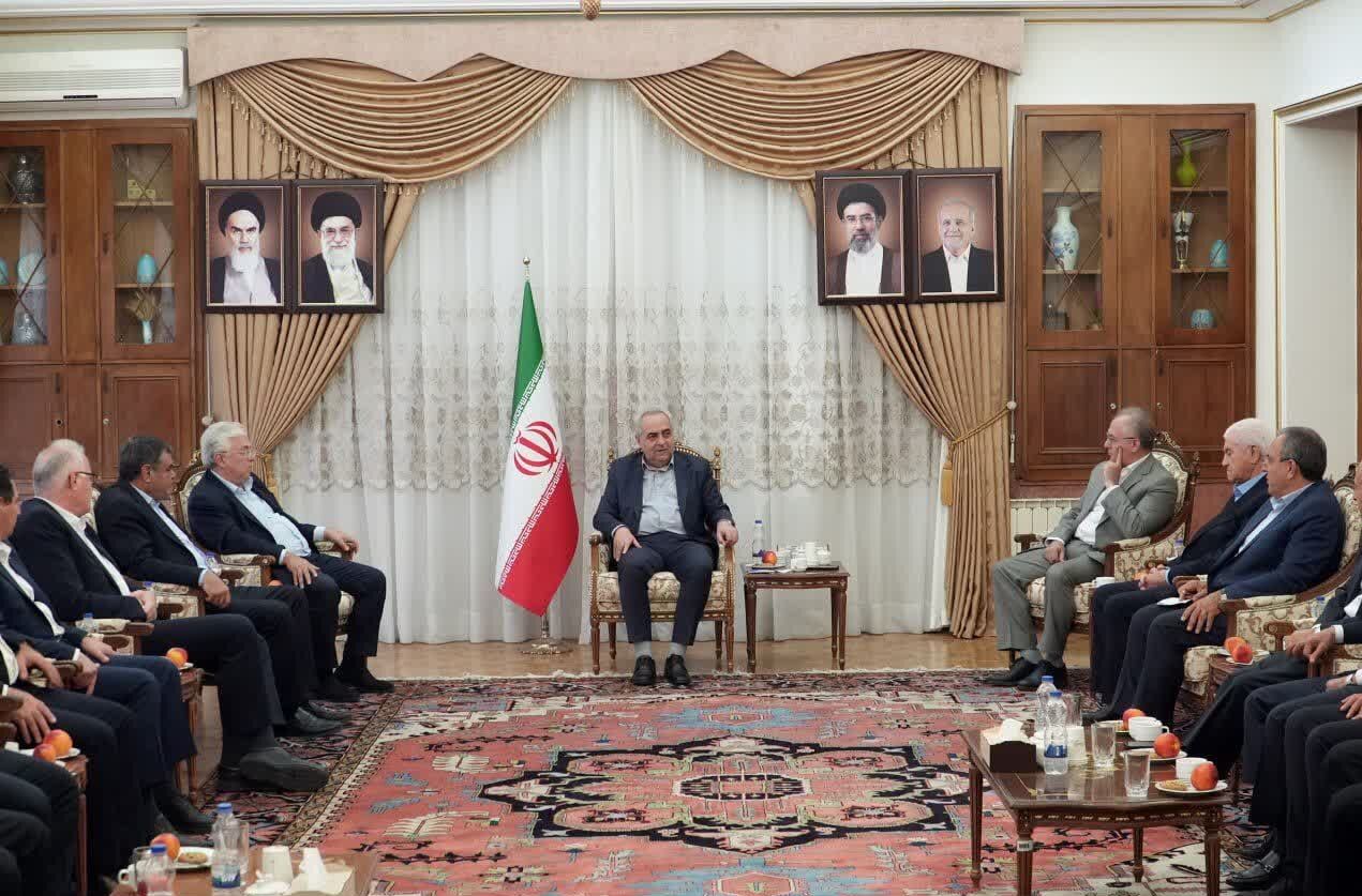 استاندار: با همراهی بخش خصوصی، نیازهای کالاهای اساسی را تأمین میکنیم