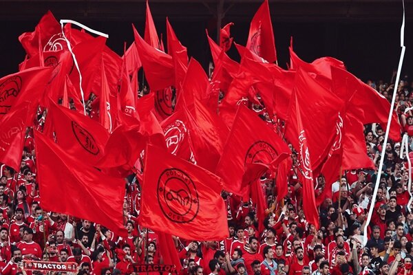درخواست باشگاه تراکتور از فدراسیون: حضور هواداران در بازی با پرسپولیس بازنگری شود