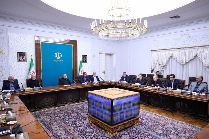 تأکید رئیسجمهور بر کاهش ۱۰ درصدی مصرف انرژی؛ نصب ۱۲ میلیون کنتور هوشمند تا پایان سال