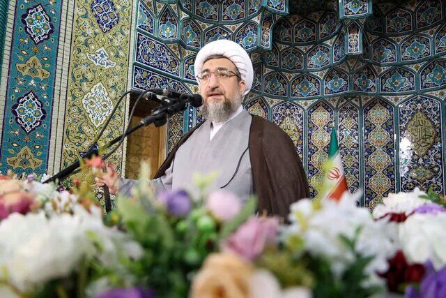 امام جمعه تبریز: تفاهمنامه کوتاهمدت تله است / تنگه هرمز به وضعیت قبلی برنمیگردد امام جمعه تبریز: تفاهمنامه کوتاهمدت تله است / تنگه هرمز به وضعیت قبلی برنمیگردد