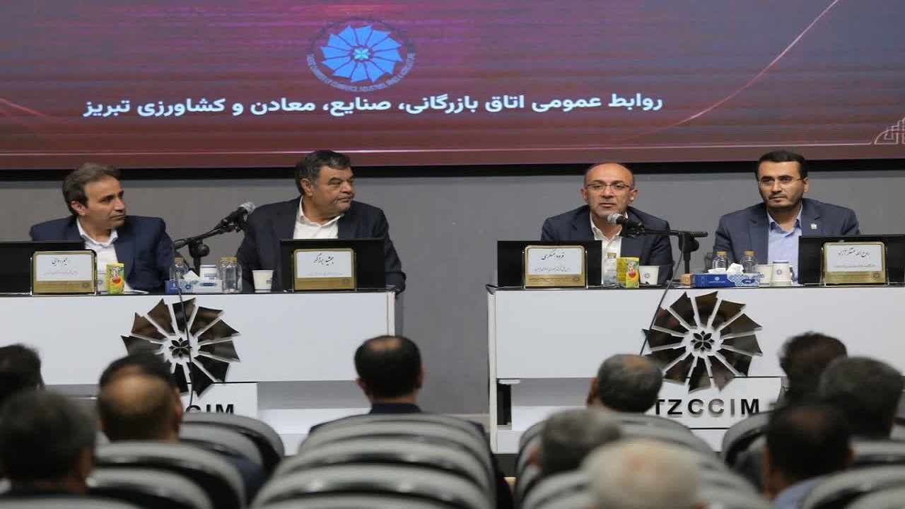 افزایش ظرفیت تردد ۴۰۰ کامیون بین ایران و ترکیه / واردات ۱۰ دستگاه ایکس‌ری برای گمرکات کشور