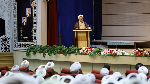 امام جمعه تبریز: تبلیغ دین نباید رها و فاقد مسئولیت‌پذیری باشد