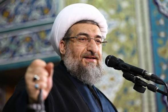 امام جمعه تبریز: نجابت مردم به معنای نداشتن مشکل نیست